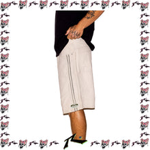 Load image into Gallery viewer, 1990&#39;s Rusty &quot;Regular Fit&quot; Shorts (31&quot;)
