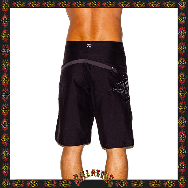 Y2K Billabong Supreme Suede Boardes (30")