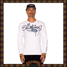 Load image into Gallery viewer, Y2K Billabong Spellout L/S Tee (M)
