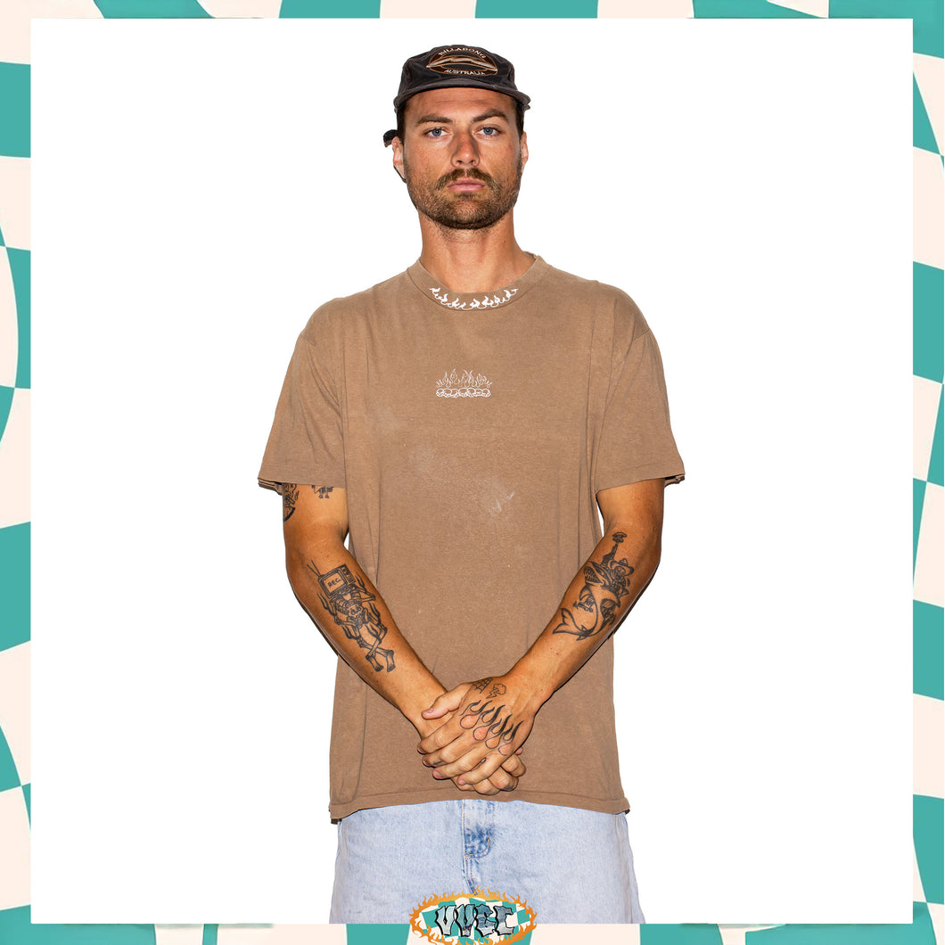 VVGC - Dead Heat Vintage Tee (L)