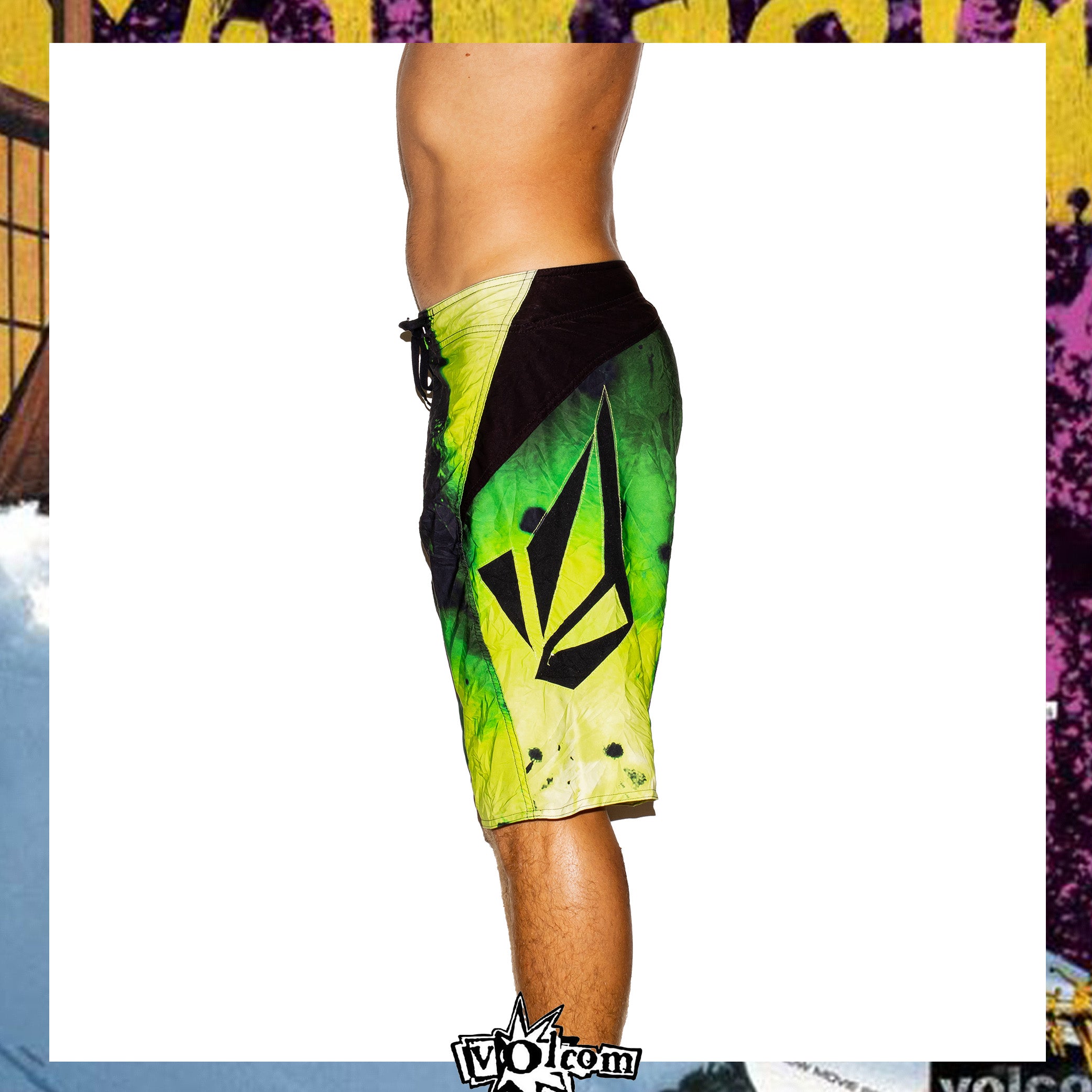 Y2K Volcom "Bruce Irons - Annihilator Signature Series" Boardies (32")