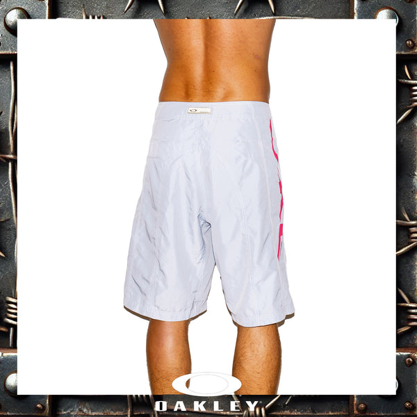 Y2K Oakley Vault Tech Boardies (32")