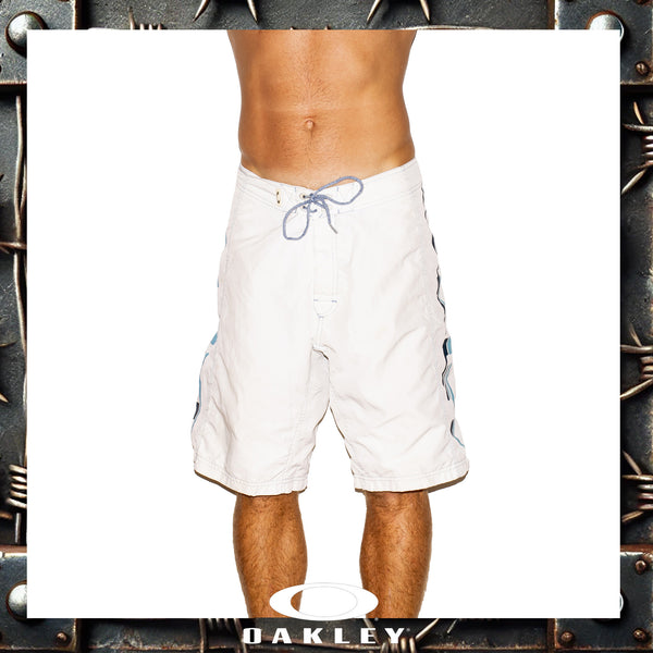 Y2K Oakley Vault Tech Boardies (32