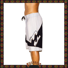 Load image into Gallery viewer, Y2K Billabong &quot;Andy Irons - Airlite Quad Stretch Signature Series&quot; Boardies (36&quot;)
