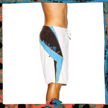 Load image into Gallery viewer, Y2K Quiksilver Supreme Tech Boardies (33&quot;)
