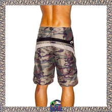 Load image into Gallery viewer, Y2K O&#39;Neill Camo Supreme Tech Boardies (32&quot;)
