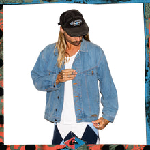 Load image into Gallery viewer, 1990&#39;s Quiksilver &quot;QSD&quot; Denim Jacket w/ Plaid Lining (M-L)
