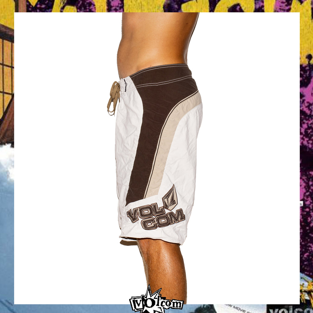 Y2K Volcom Mod Tech Boardies (32")