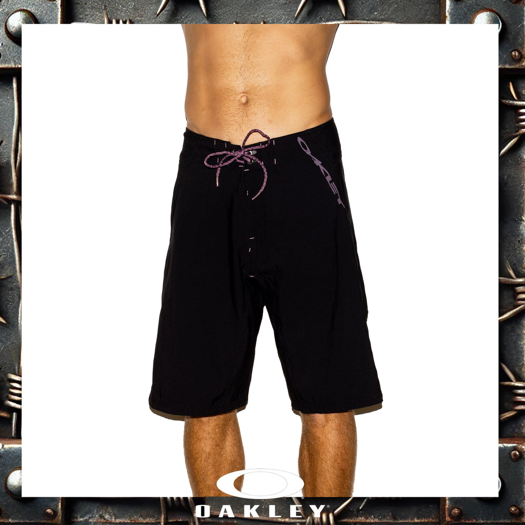 Y2K Oakley Vault Tech Boardies (28")