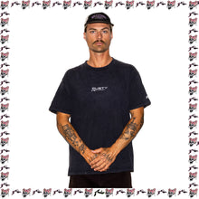 Load image into Gallery viewer, Y2K Rusty Graphic Tee (L)
