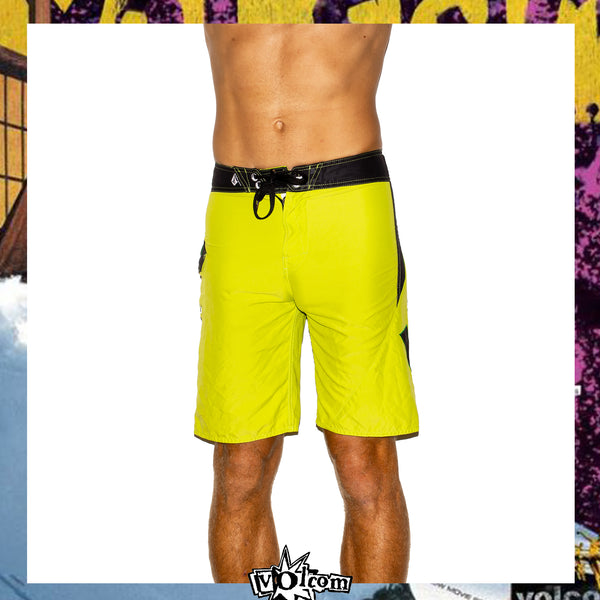 Y2K Volcom Foster Mod Boardies (28