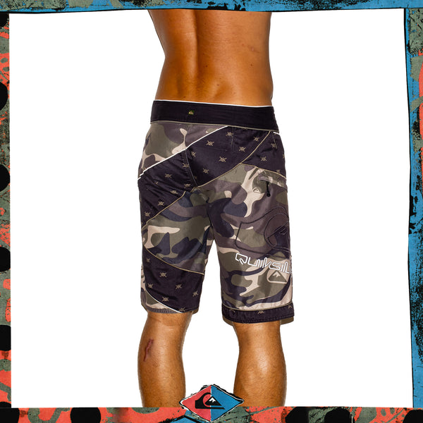 Y2K Quiksilver Supreme Tech Boardies (32")