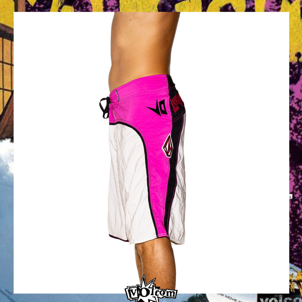 Y2K Volcom Mod Tech Boardies (38")
