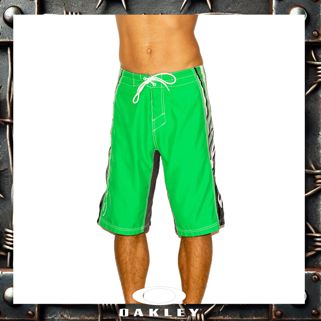 Y2K Oakley Vault Tech Boardies (32")