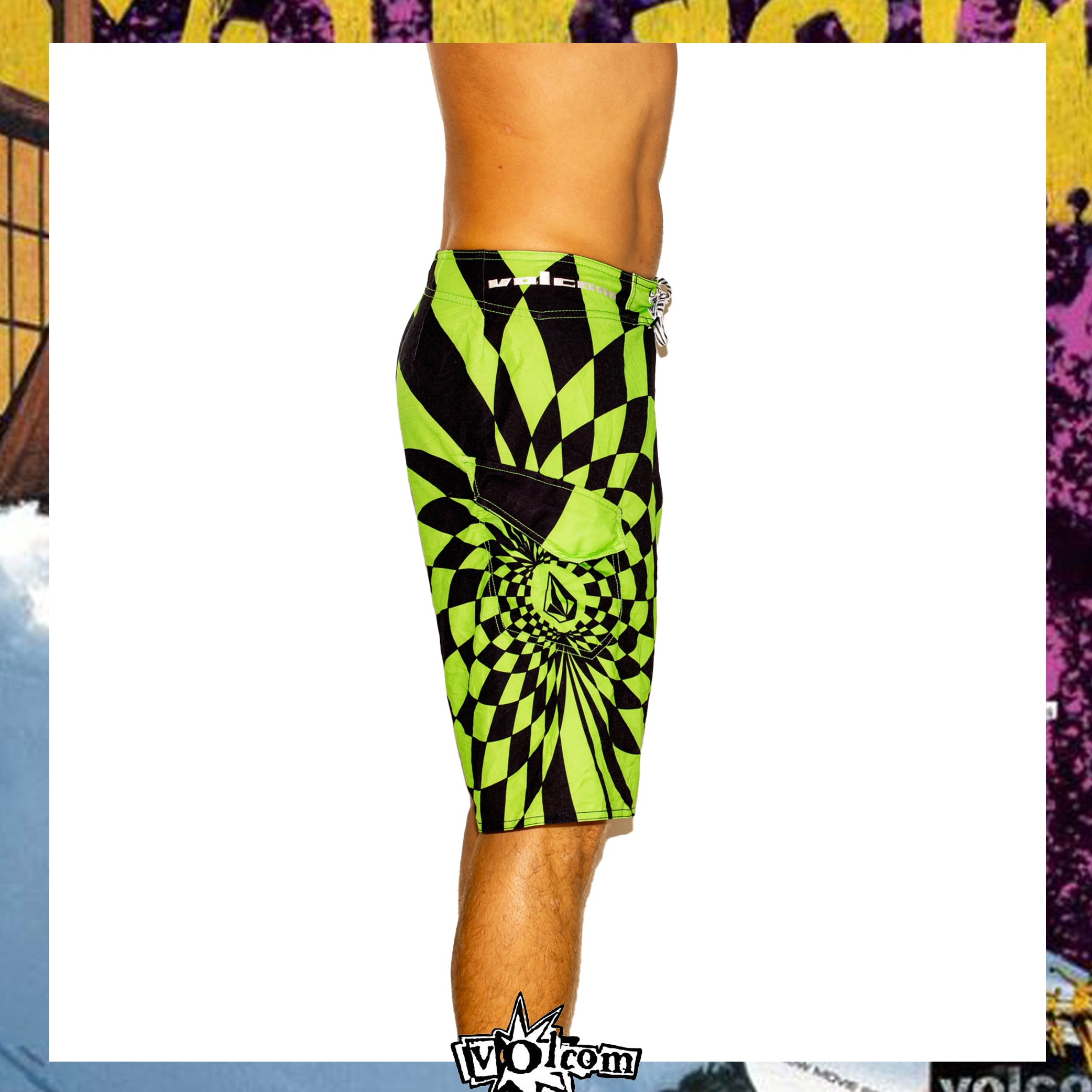 Y2K Volcom "Dean 'Dingo' Morrison - Checkburst Mod Signature Series" Boardies (30")