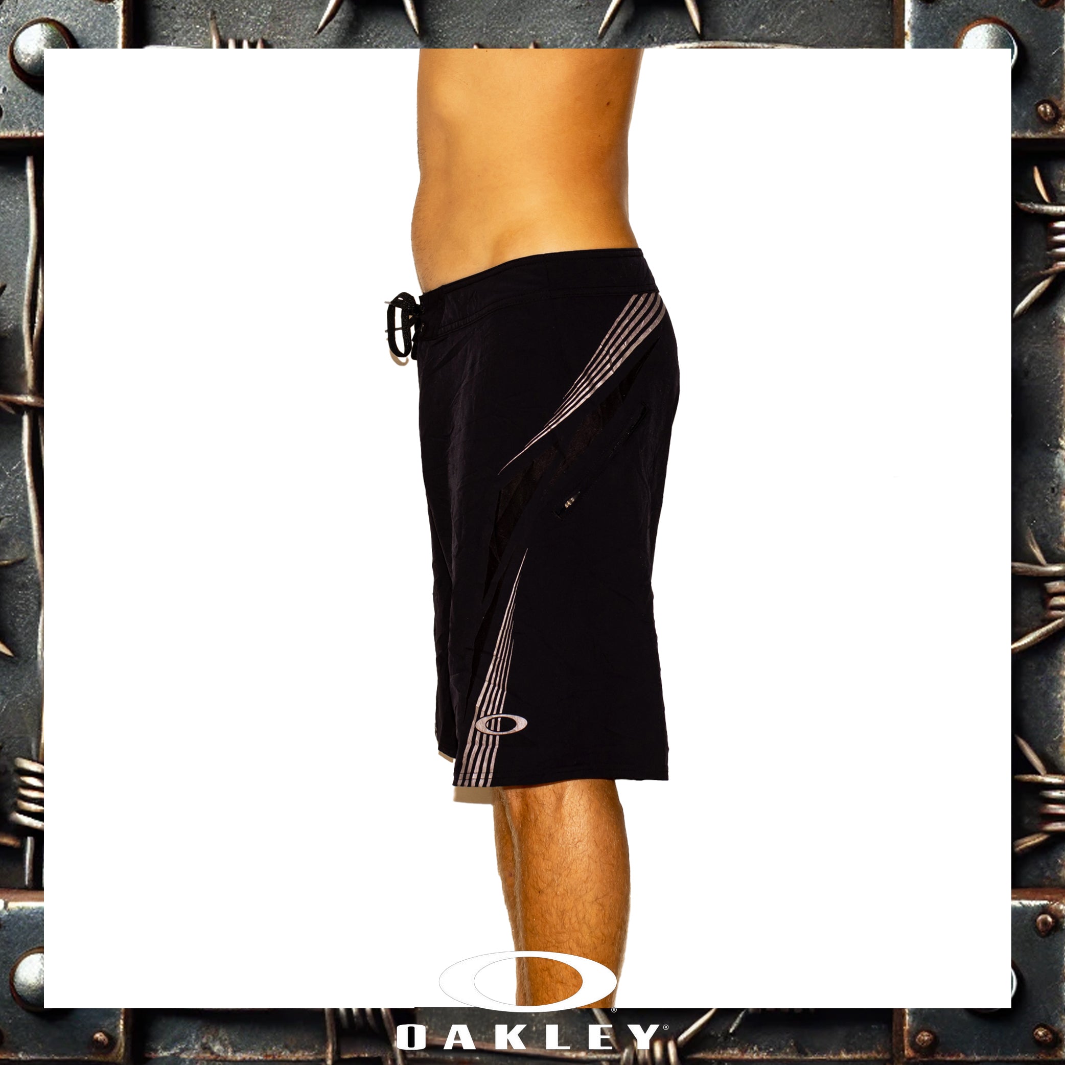Y2K Oakley Vault Tech Boardies (34")