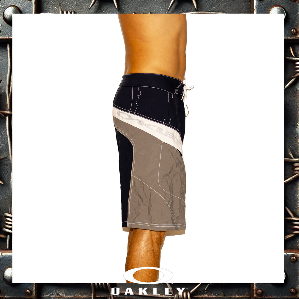 Y2K Oakley Vault Tech Boardies (30")