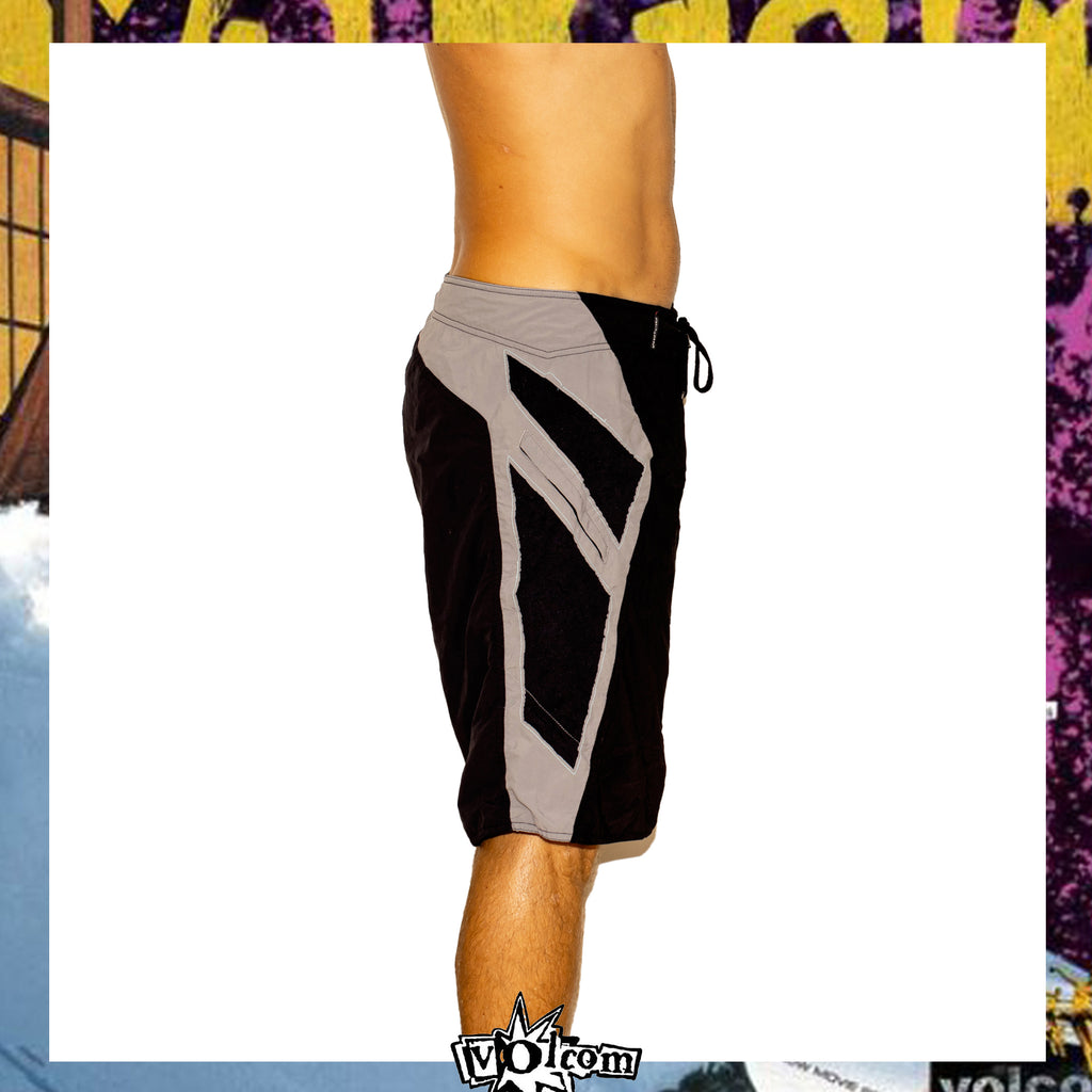 Y2K Volcom "Bruce Irons - Co Op Amphibulator Signature Series" Boardies (34")