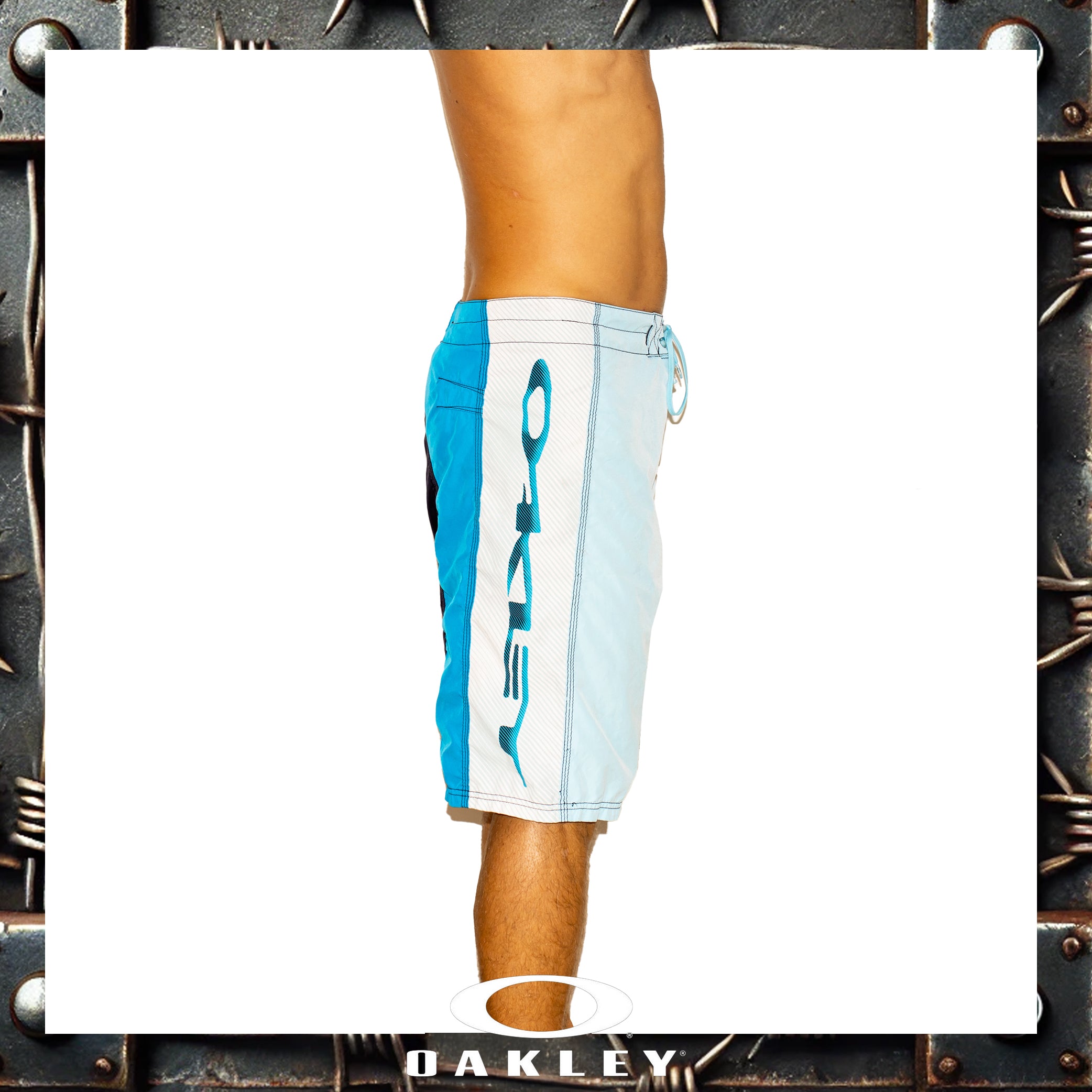 Y2K Oakley Vault Tech Boardies (36")