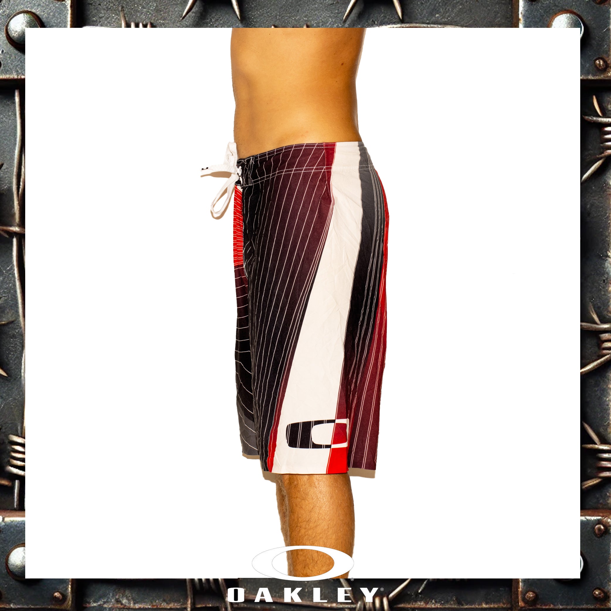 Y2K Oakley Vault Tech Boardies (36")