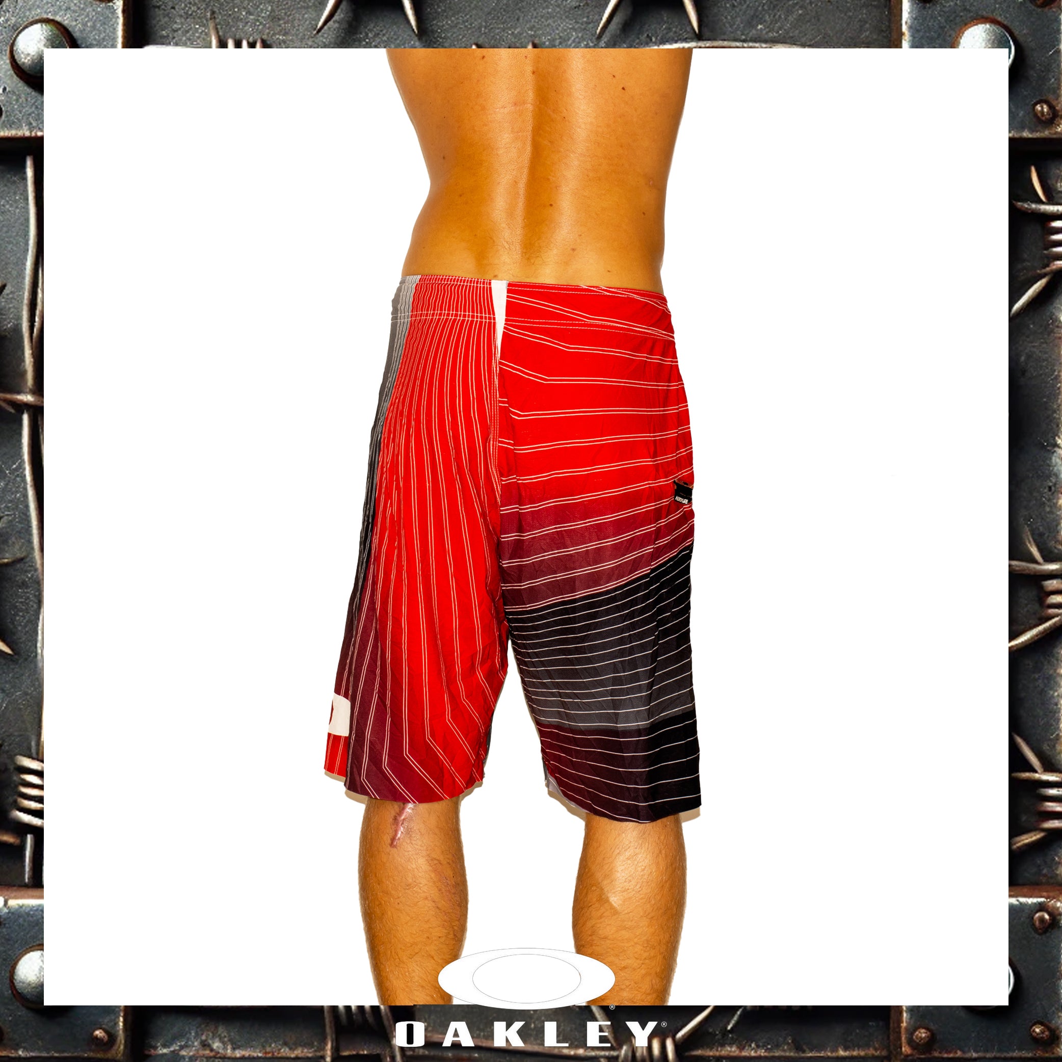 Y2K Oakley Vault Tech Boardies (36")