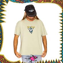 Load image into Gallery viewer, 1990&#39;s Hot Tuna Spellout Graphic Tee (L-XL)
