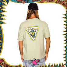 Load image into Gallery viewer, 1990&#39;s Hot Tuna Spellout Graphic Tee (L-XL)
