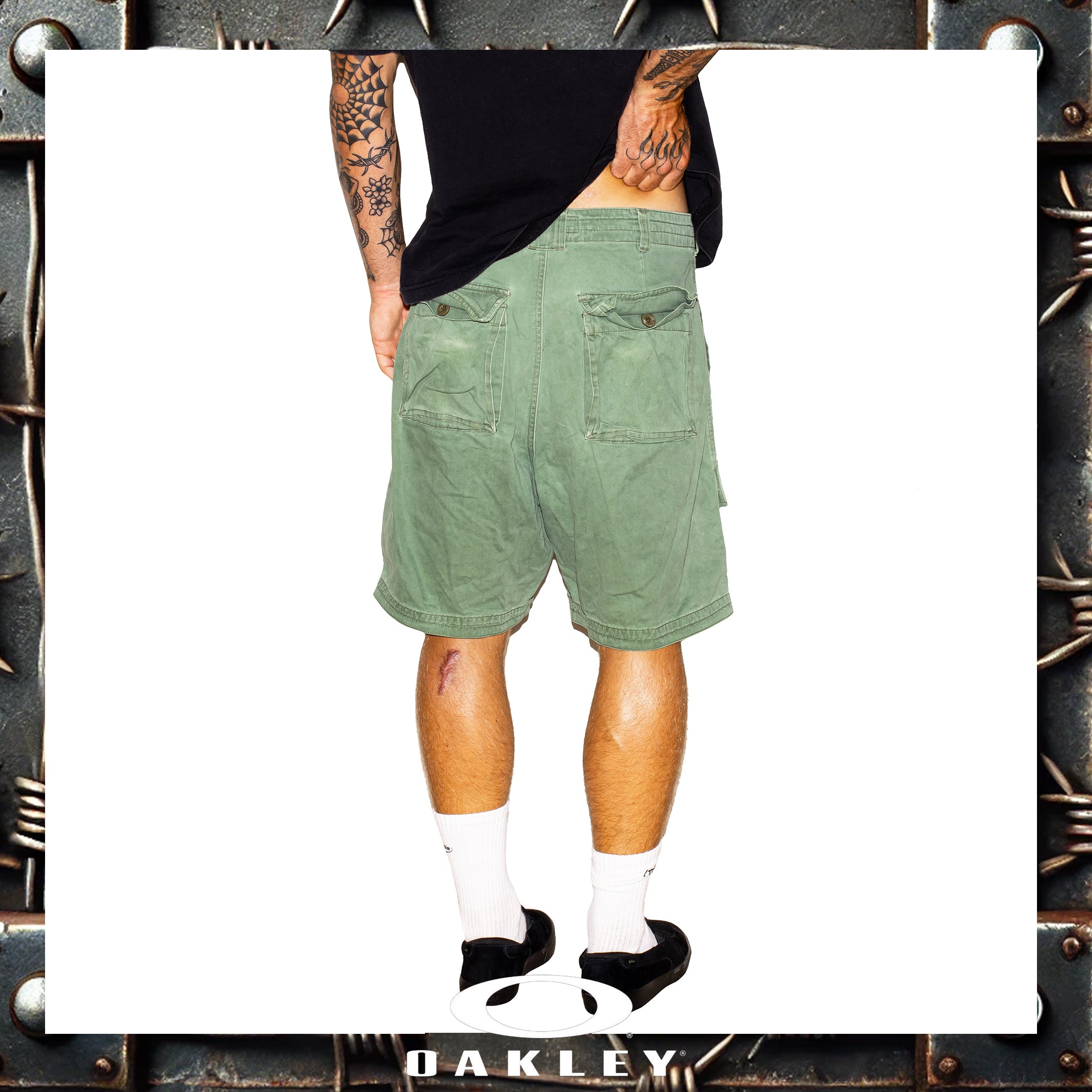 Y2K Oakley "Red Tag" Cargo Shorts (32")