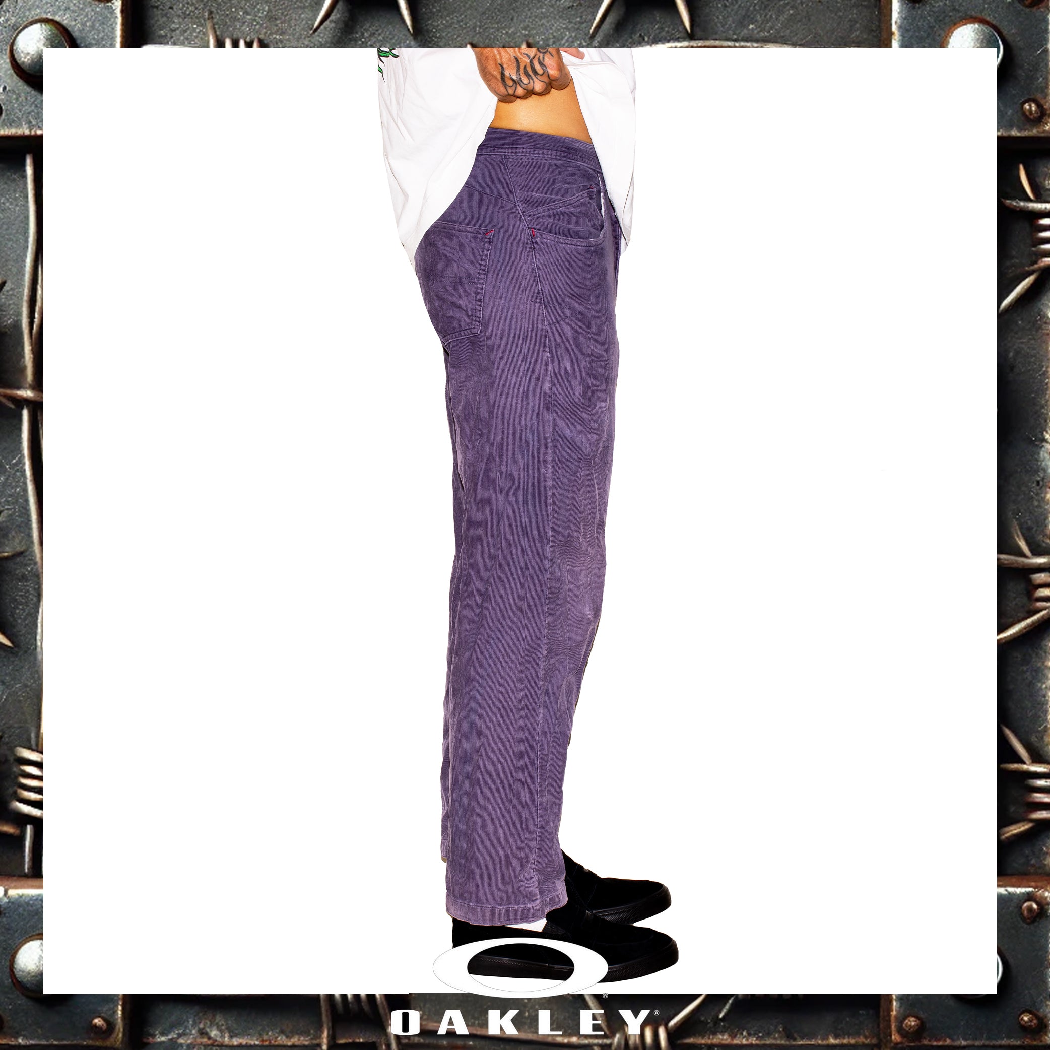 Y2K Oakley "Red Tag" Corduroy Pants (28")