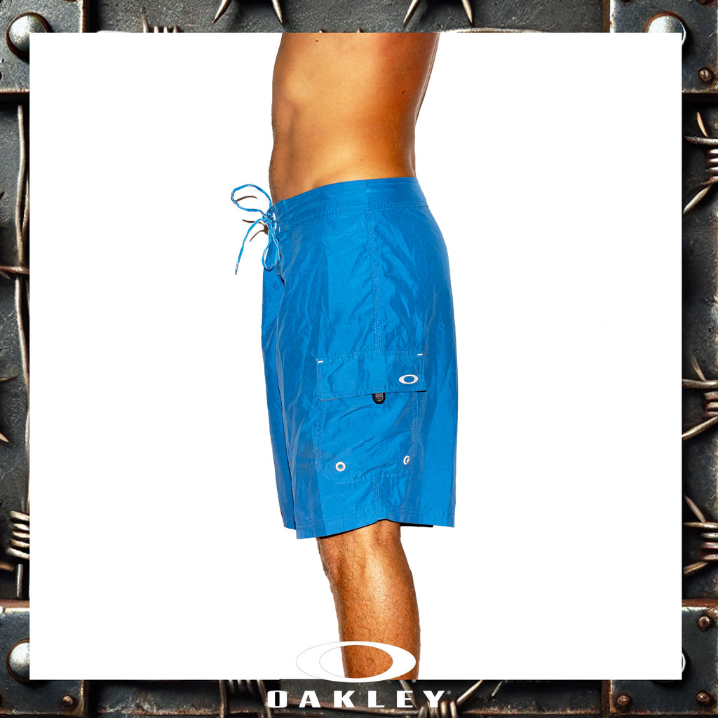 Y2K Oakley "Red Tag" Vault Tech Boardies (36")