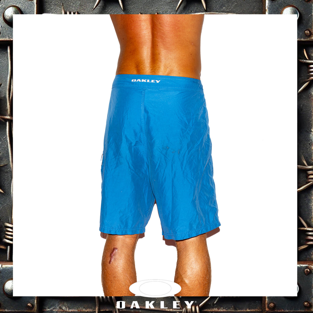 Y2K Oakley "Red Tag" Vault Tech Boardies (36")