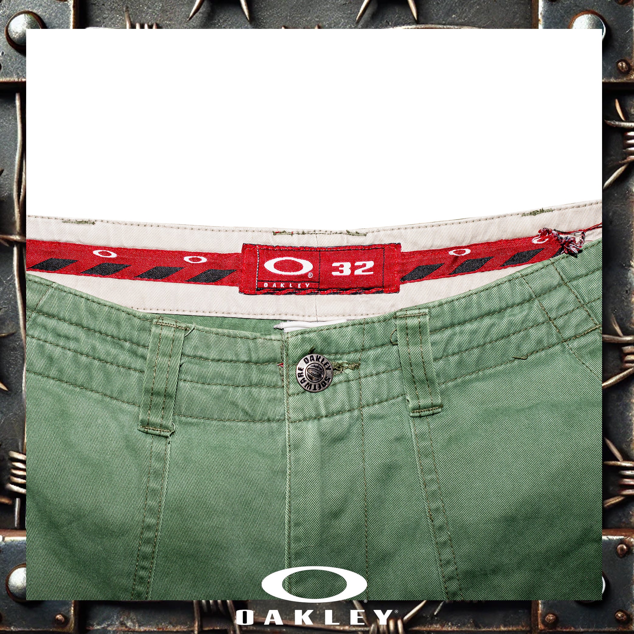 Y2K Oakley "Red Tag" Cargo Shorts (32")